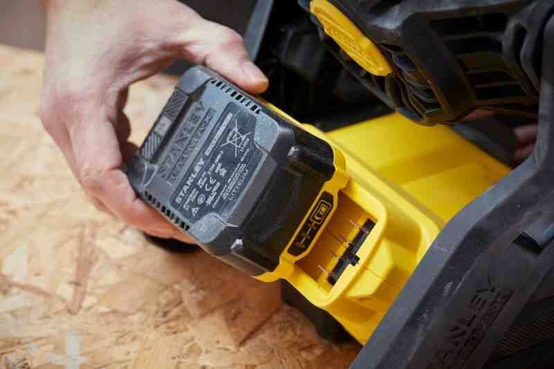 Повітродувка-вентилятор акумуляторний STANLEY FATMAX SFMCE001B sfmce001b фото