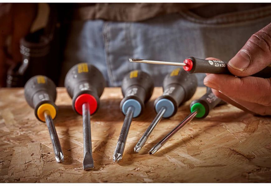 Викрутка FatMax з довжиною жала 50 мм під шліц SL3 STANLEY 0-64-978 0-64-978 фото