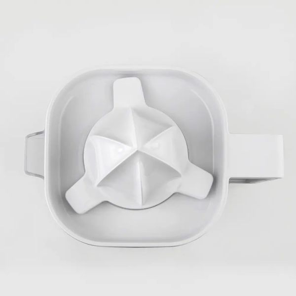 Соковитискач BLACK+DECKER BXCJ25E BXCJ25E фото