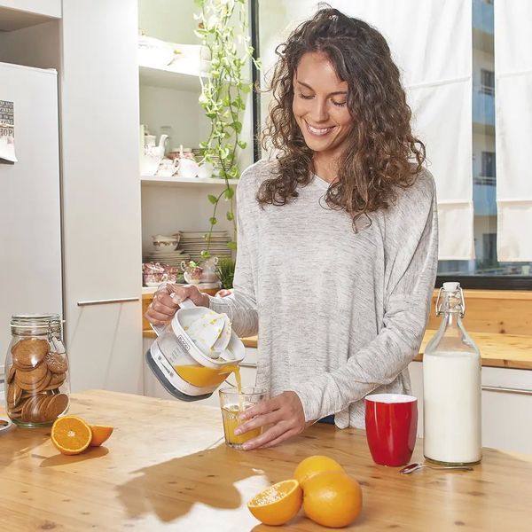 Соковитискач BLACK+DECKER BXCJ25E BXCJ25E фото