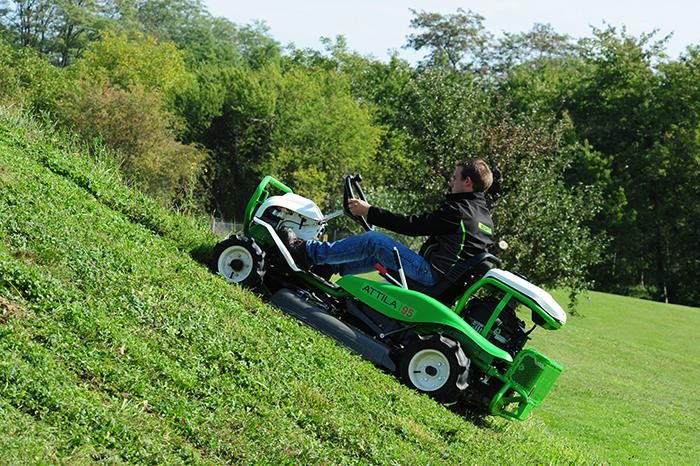 Універсальна газонокосарка-кущоріз Etesia Attila AK95 Attila AK95 фото