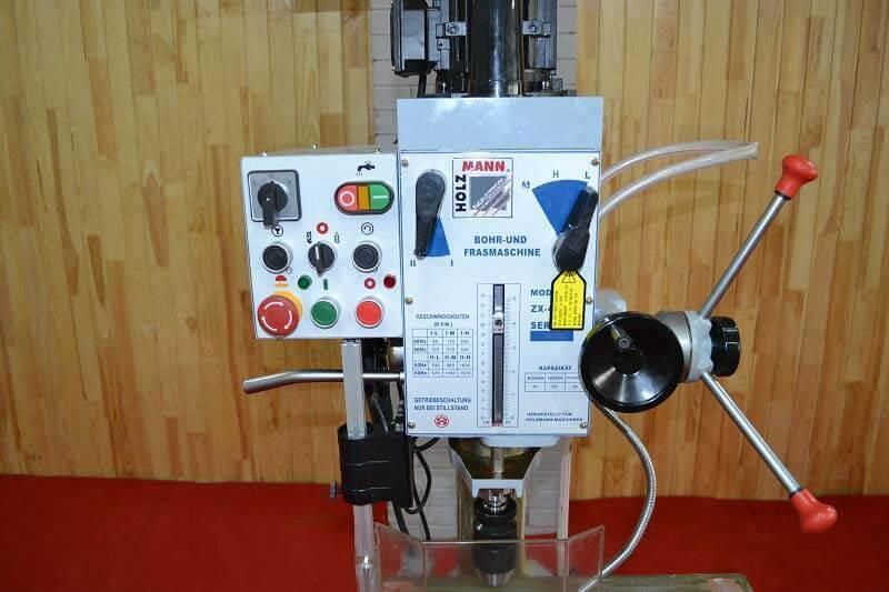Сверлильно-фрезерный станок Holzmann ZX 40PC ZX40PC_400V фото