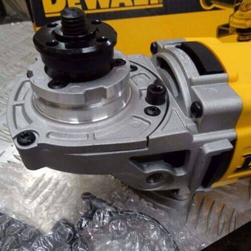 Угловая шлифмашина DeWalt DWE494 DWE494 фото
