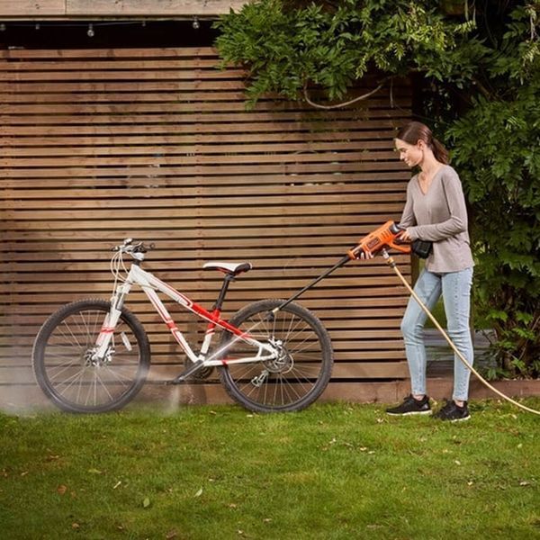 Аккумуляторная мойка высокого давления BLACK+DECKER BCPC18B. bcpc18b фото