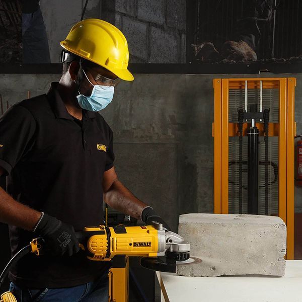 Угловая шлифовальная машина DeWalt DWE4579 DWE4579 фото