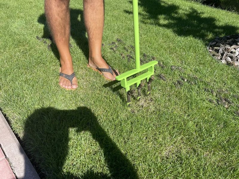 Ручной аэратор для газона Smart Rain 2 насадки smart-rain-4-aerator фото