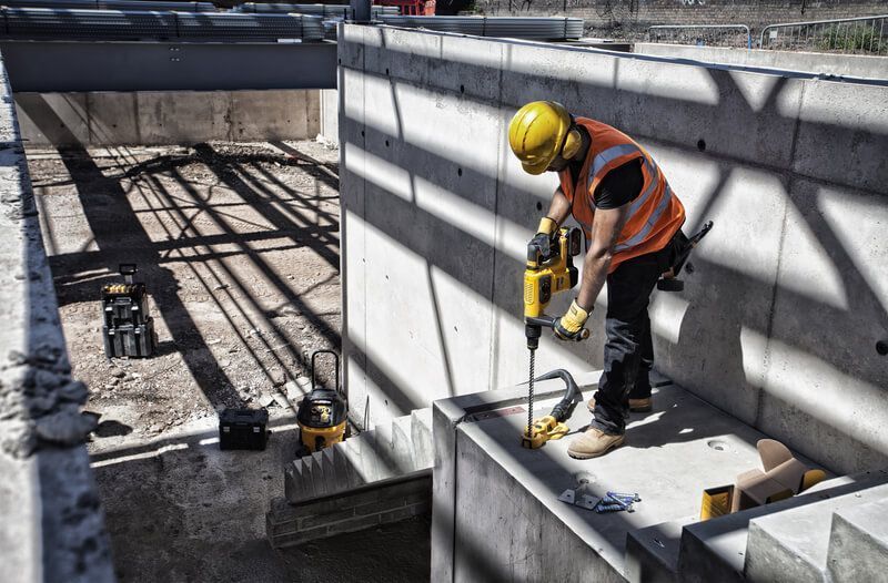 Дрель DeWALT DT60828 dt60828 фото