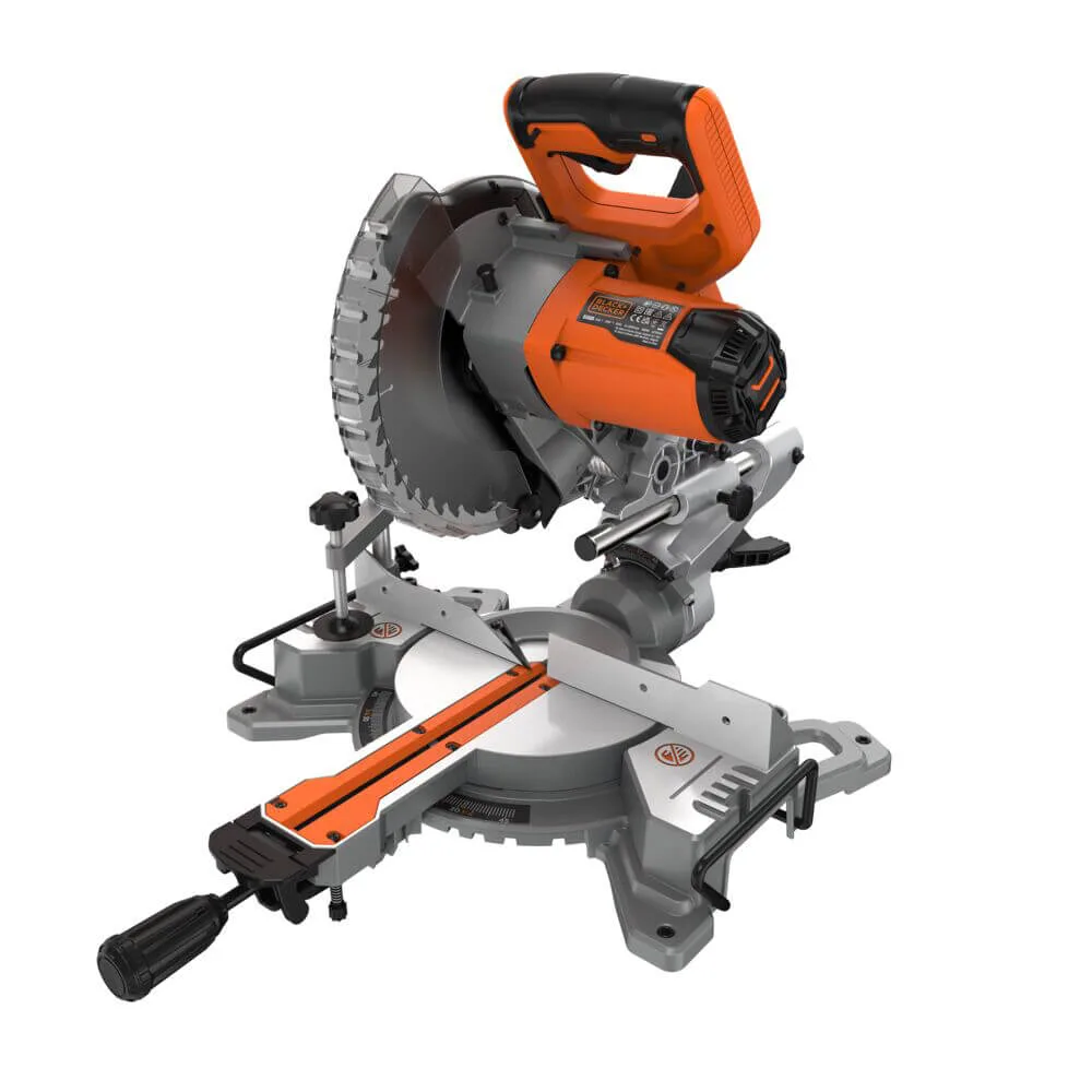 Торцовочная пила сетевая BLACK+DECKER BES701