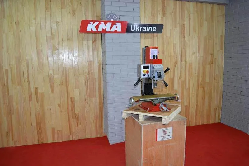 Фрезерний верстат Hozmann BF 20V