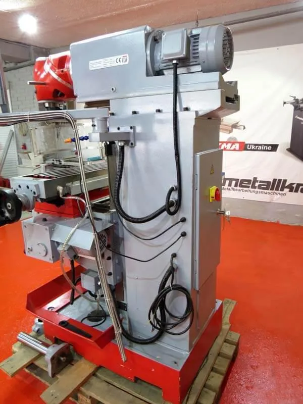 Фрезерный станок Holzmann BF 700