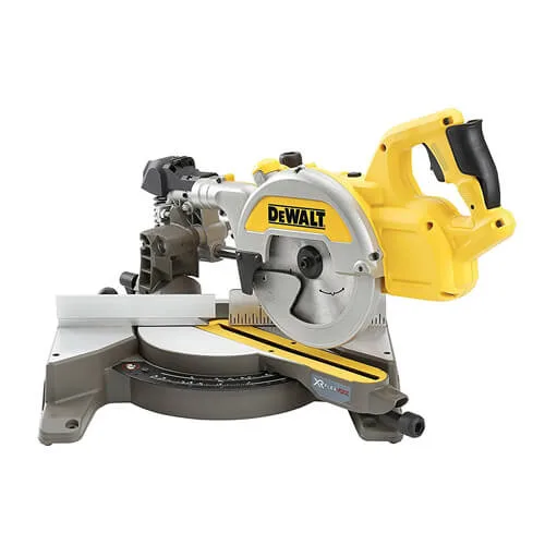 Пила торцовочная DeWalt DCS777N
