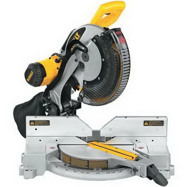Пила торцовочная DeWalt DW716