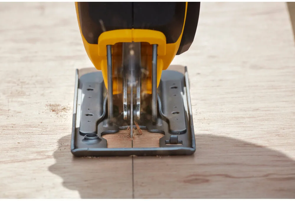 Пила торцювальна акумуляторна STANLEY FATMAX SFMCS701M1+SFMCS600B