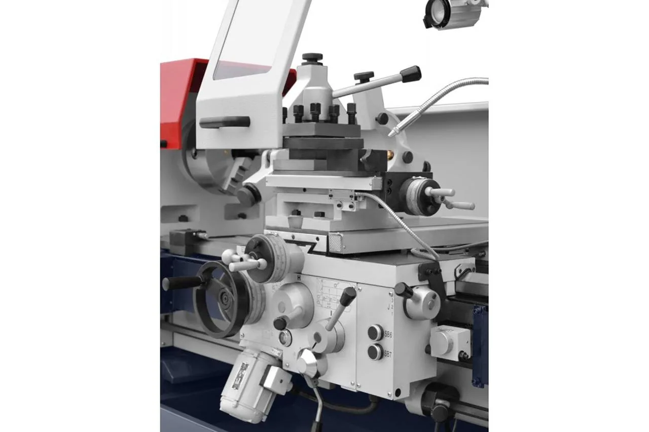 Универсальный токарный станок CORMAK 500x1000/65 mm