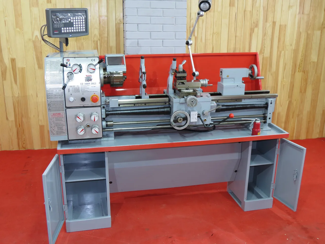 Токарно-винторезный станок Holzmann ED 1000NDIG