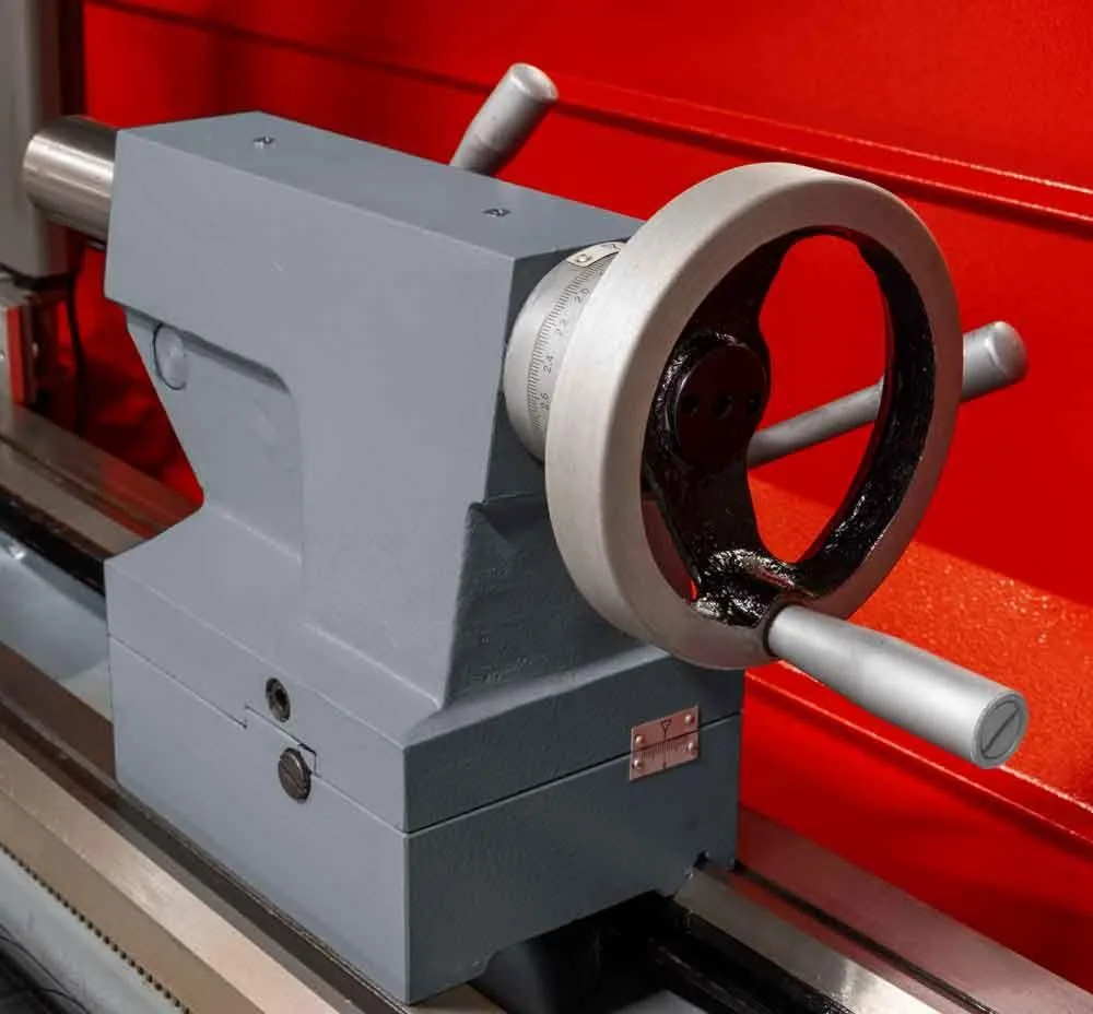 Токарный станок по металлу Holzmann ED1500KDIG_400V