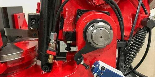 Ленточная пила по металлу Karmetal KMT CRAFT 220 x 250 DM