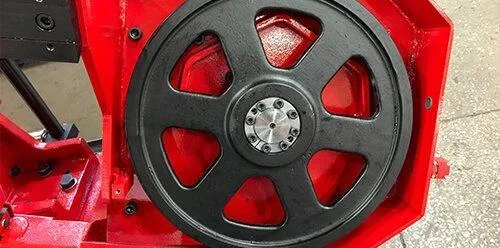 Полуавтоматическая ленточная пила по металлу Karmetal KSA 300x400