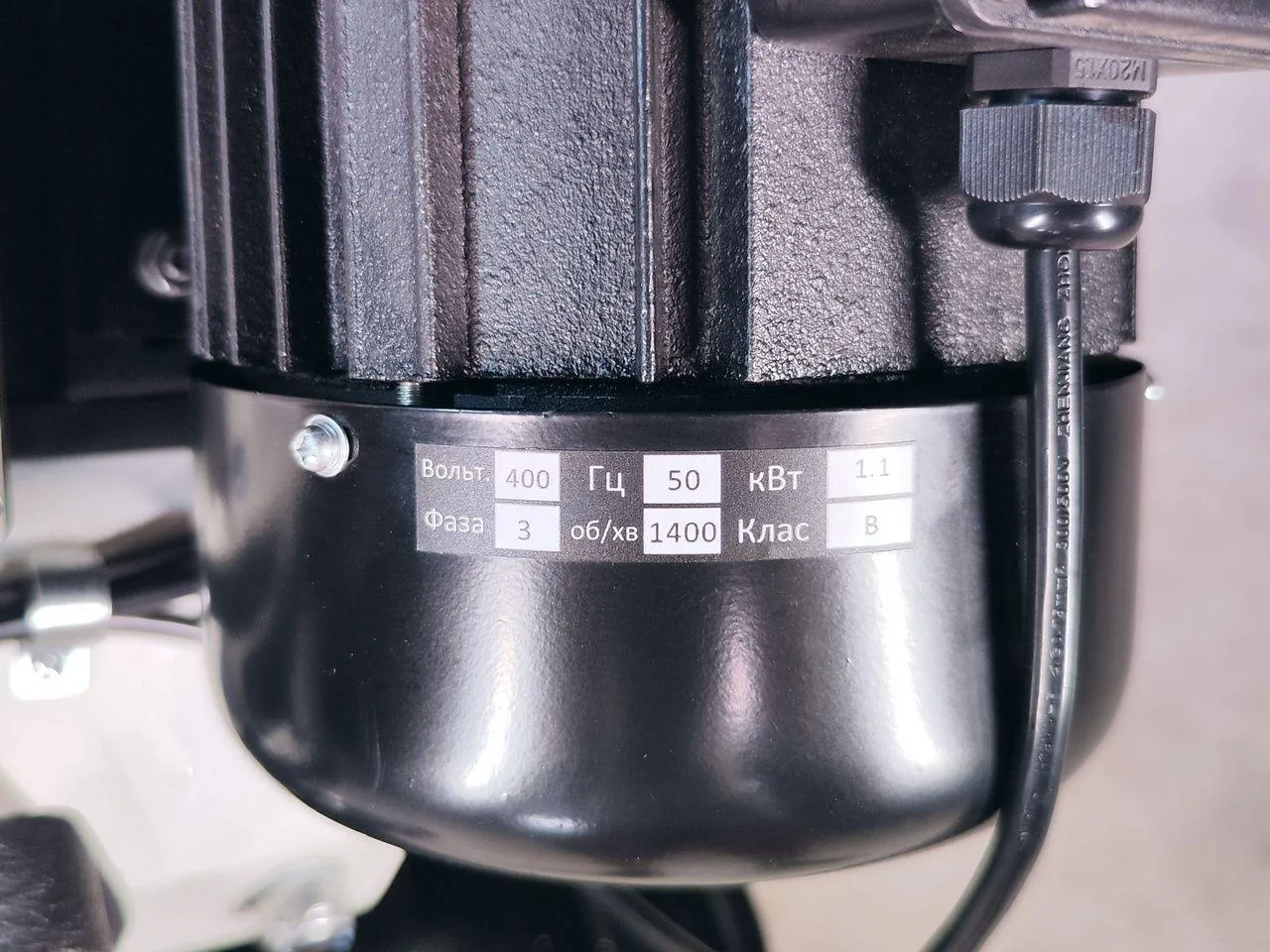 Стрічкова пила по металу MAST Metalltechnik BS 712N