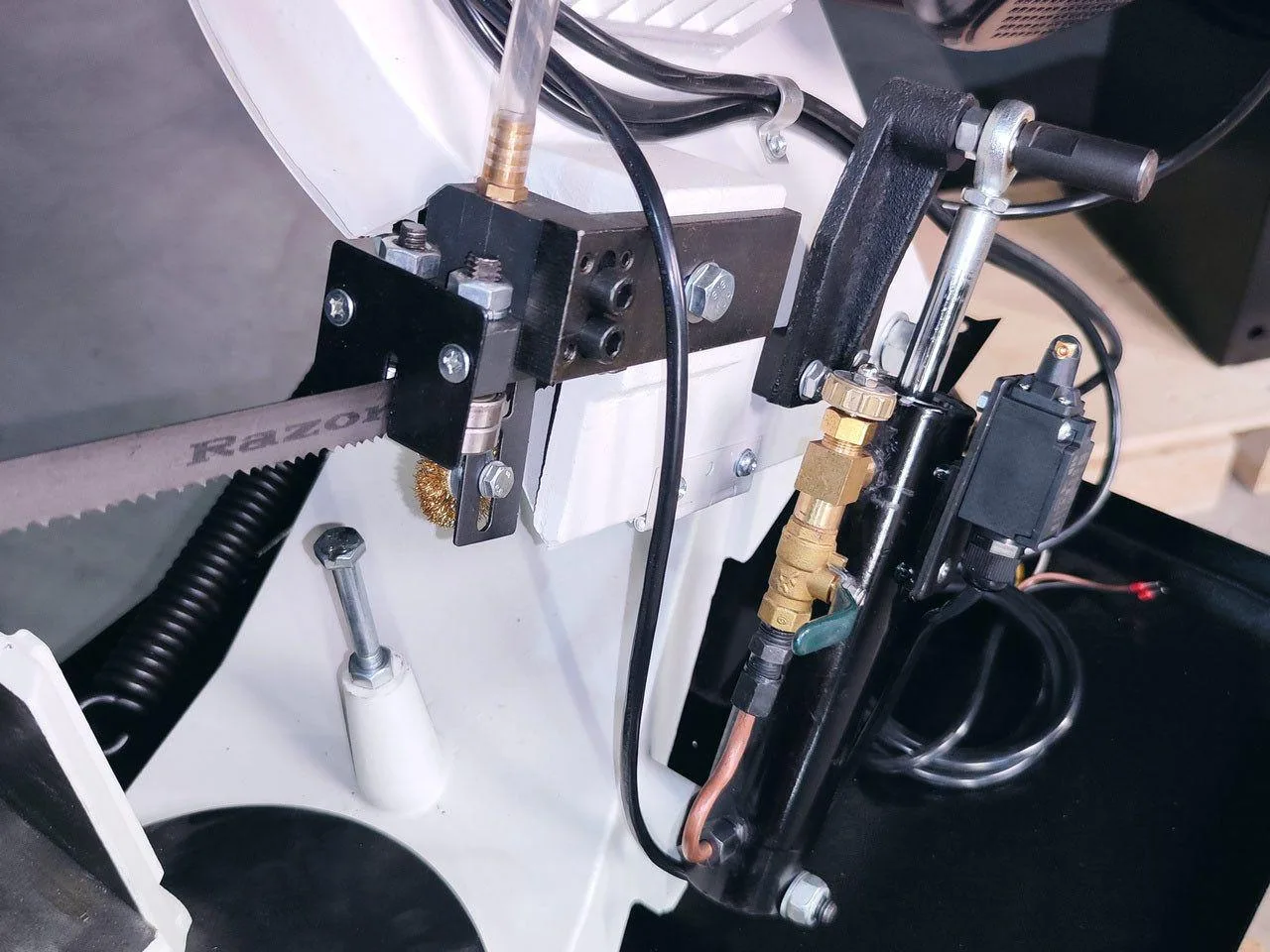 Стрічкова пила по металу MAST Metalltechnik M-BS712R 400V