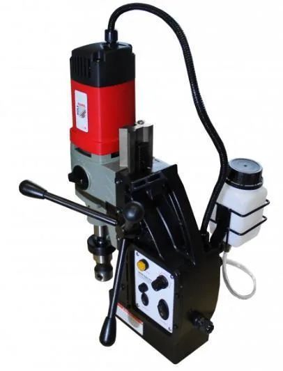 Магнитная дрель Holzmann MBM 600LRE