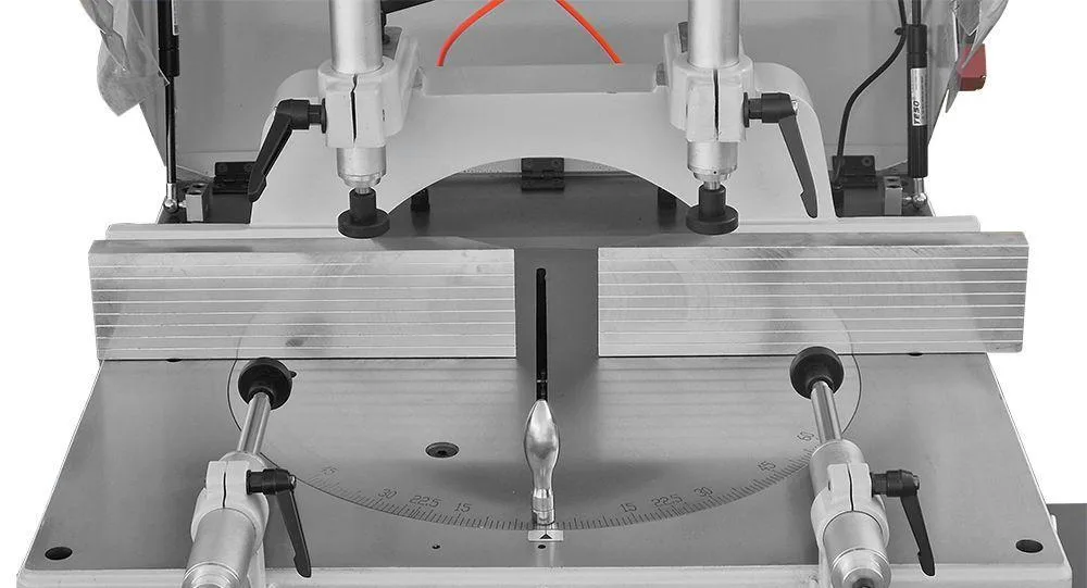 Дискова пила по металу METCOR QCS400A