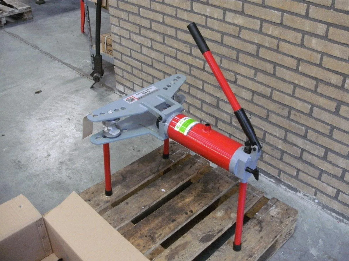 Гидравлический трубогибочный станок Holzmann RBM 10