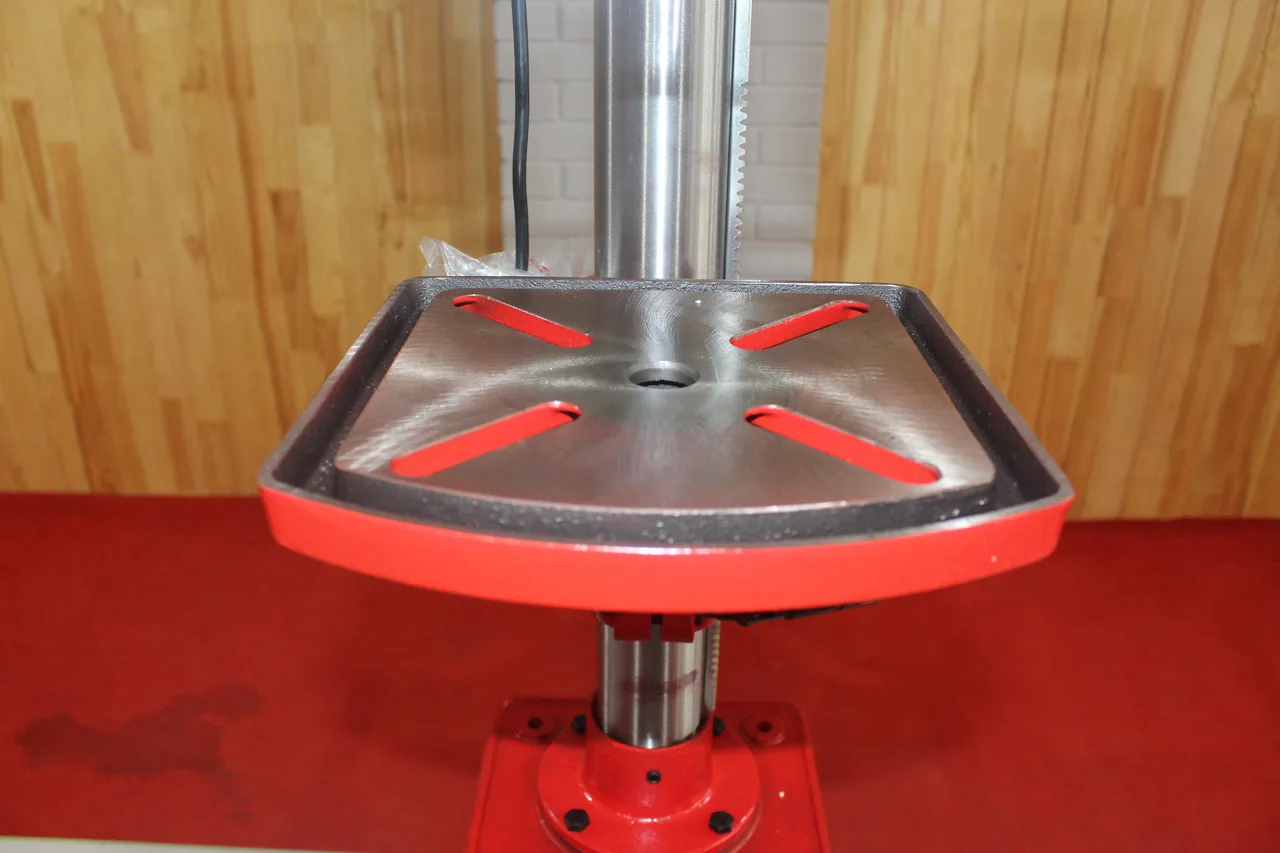 Сверлильный станок Holzmann SB 4116HM