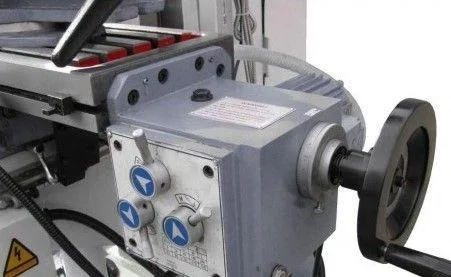Фрезерно-сверлильный станок CORMAK ZX 7550 CW