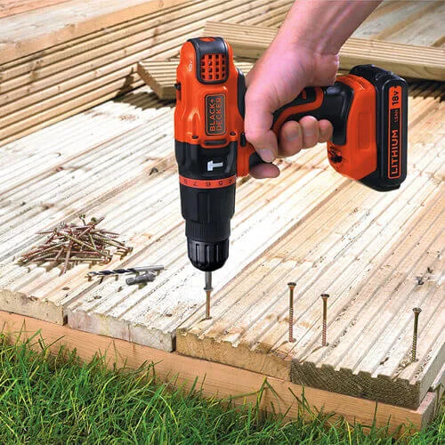 Аккумуляторная ударная дрель BLACK+DECKER BDCH188N