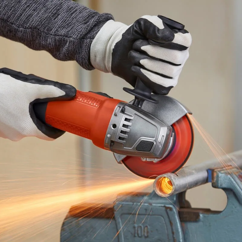 Угловая шлифовальная машина - сетевая болгарка BLACK+DECKER BEG120