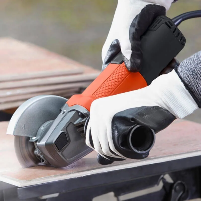 Угловая шлифовальная машина - сетевая болгарка BLACK+DECKER BEG120
