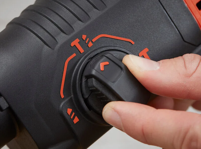 Сетевой перфоратор SDS-Plus BLACK+DECKER BEHS01