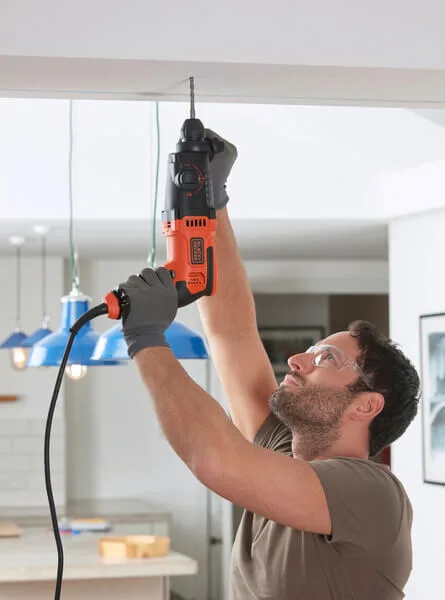 Сетевой перфоратор SDS-Plus BLACK+DECKER BEHS01
