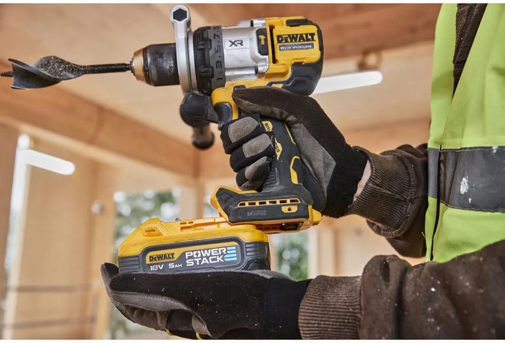 Аккумуляторный бесщеточный ударный дрель-шуруповерт DeWALT DCD1007H2T