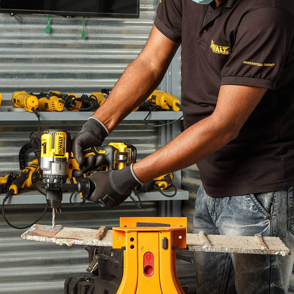 Акумуляторний дриль-шуруповерт DeWalt DCD991NT