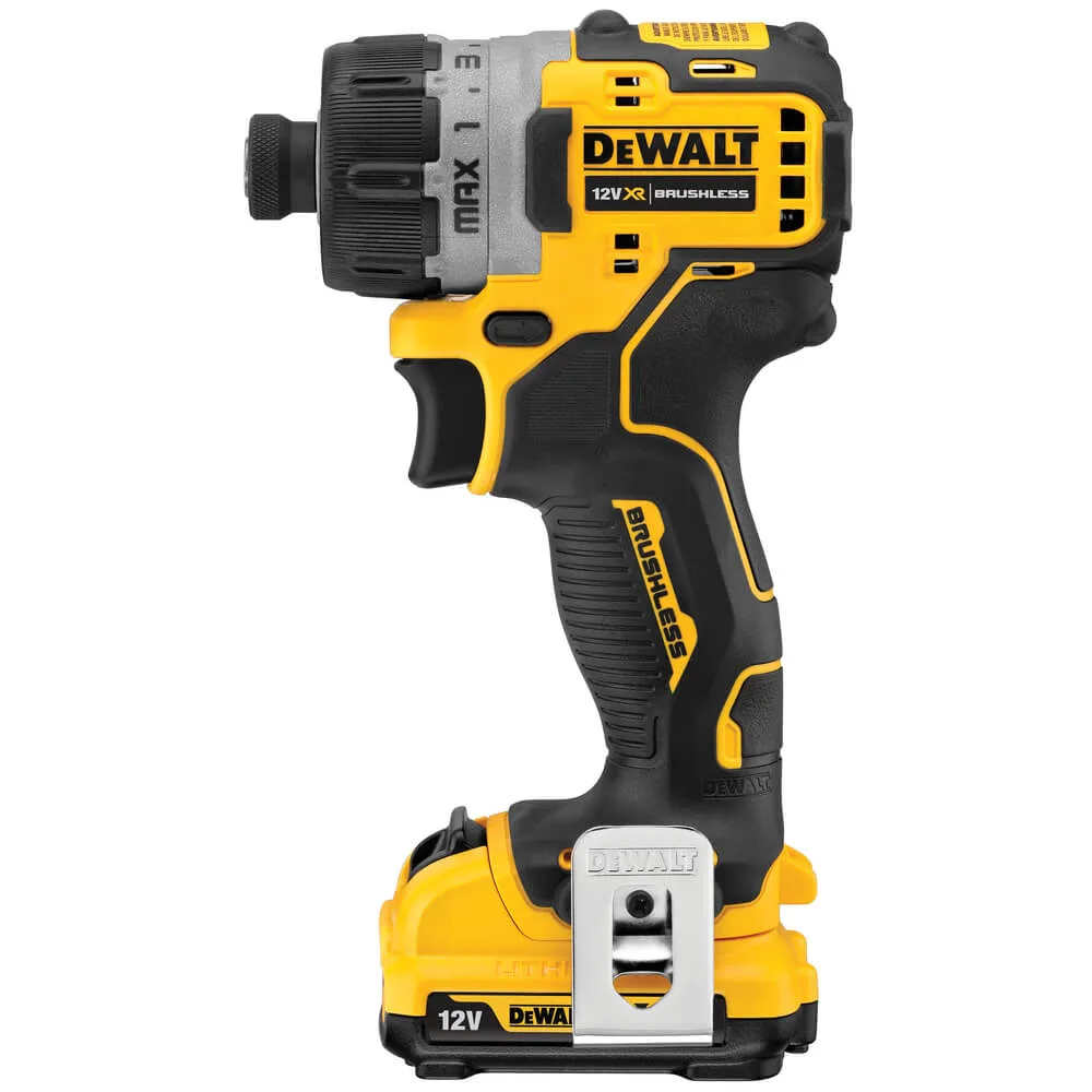 Аккумуляторный безщеточный шуруповерт DeWALT DCF601D2