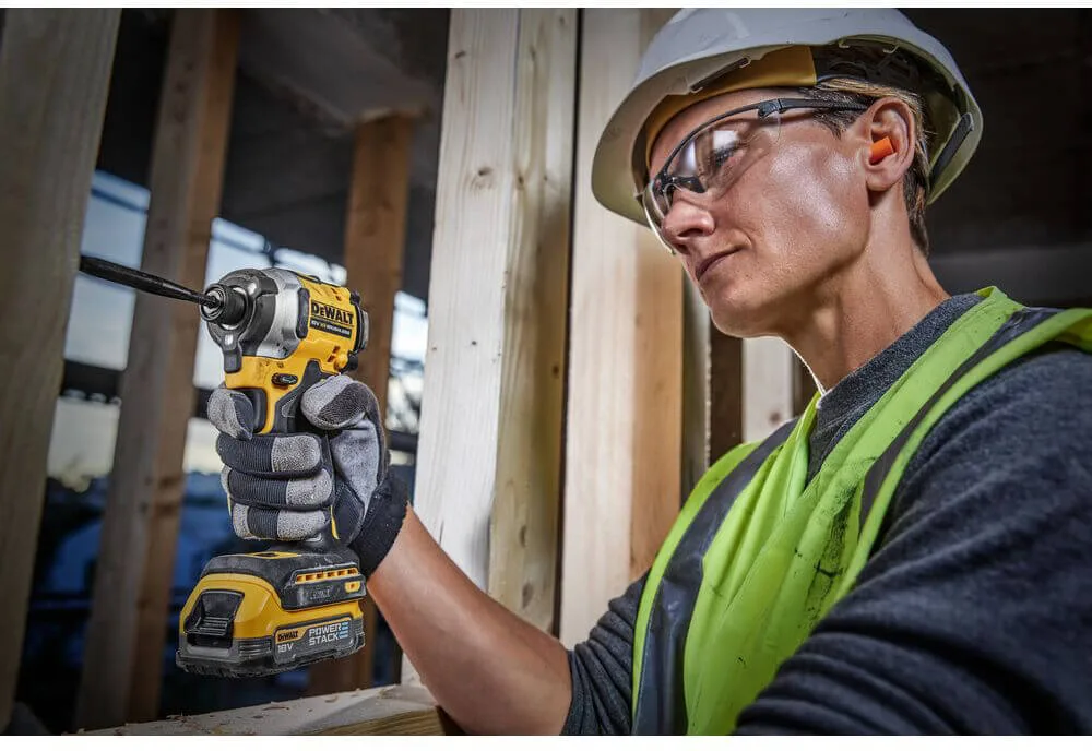 Аккумуляторный ударный безщеточный шуруповерт DeWALT DCF850E2T
