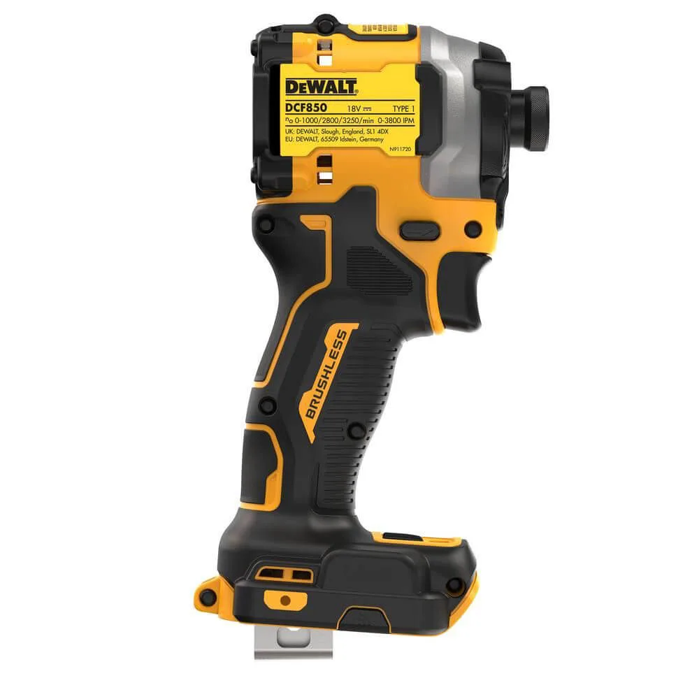Аккумуляторный ударный безщеточный шуруповерт DeWALT DCF850NT.