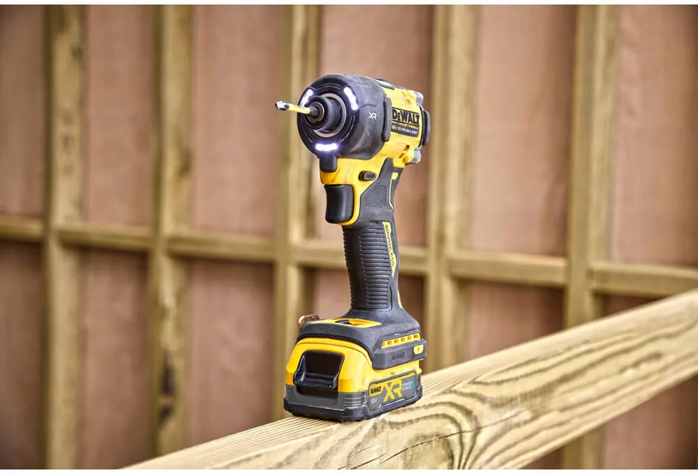 Аккумуляторный ударный гидравлический бесщеточный шуруповерт DeWALT DCF870N