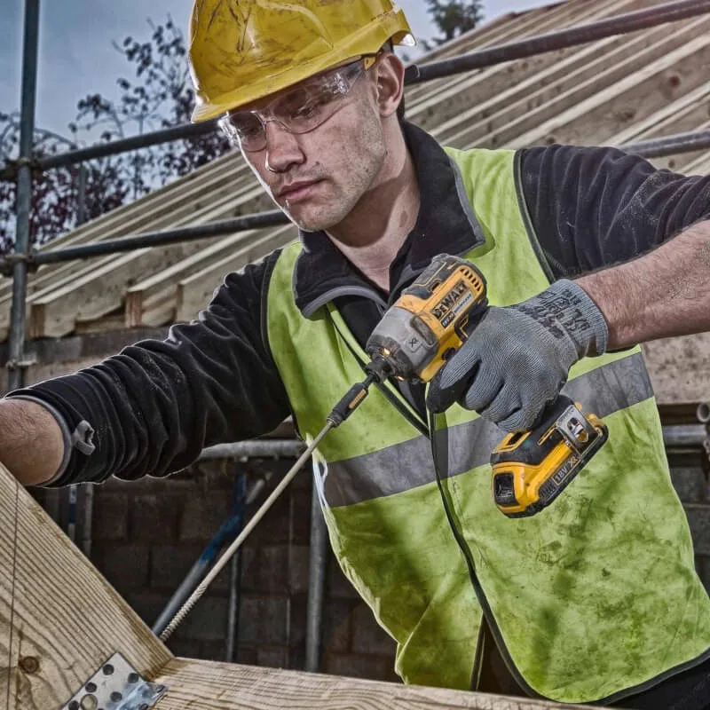 Акумуляторний шуруповерт DeWalt DCF887D2