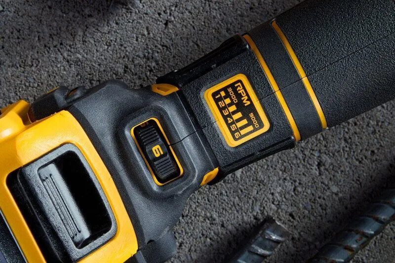 Угловая шлифовальная машина - аккумуляторная бесщеточная DeWALT DCG409VSN
