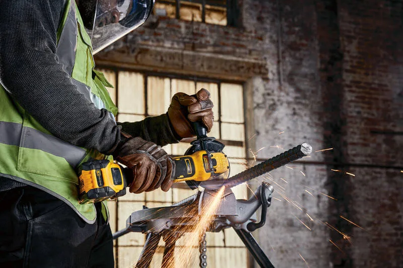 Угловая шлифовальная машина - аккумуляторная бесщеточная DeWALT DCG416VSN