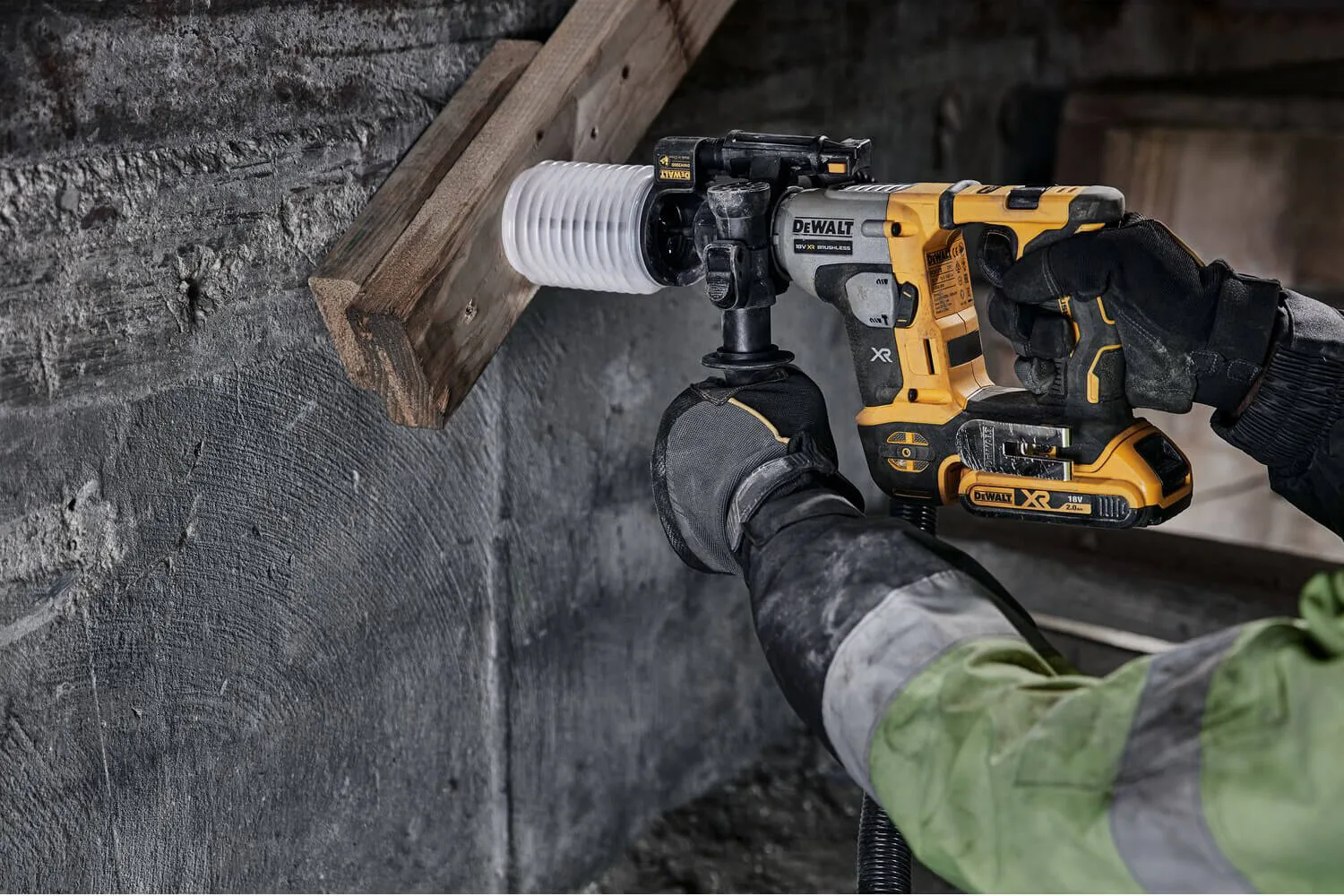 Аккумуляторный бесщеточный перфоратор SDS PLUS DeWALT DCH172NT