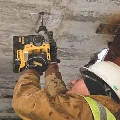 Аккумуляторный бесщеточный перфоратор SDS-Plus DeWALT DCH273N