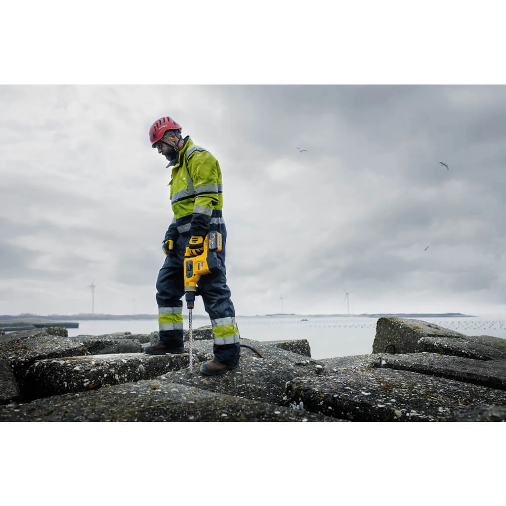 Аккумуляторный перфоратор DeWalt DCH481N