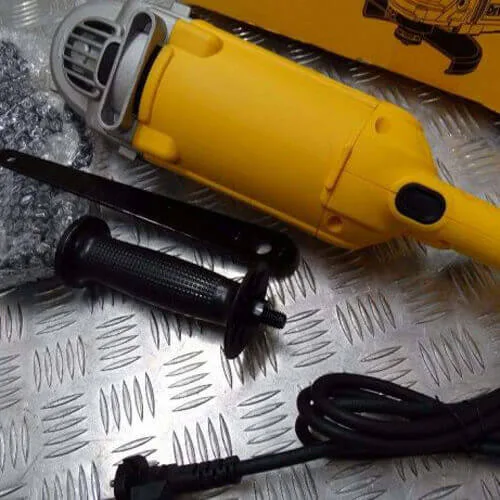 Кутова шліфувальна машина DeWalt DWE494