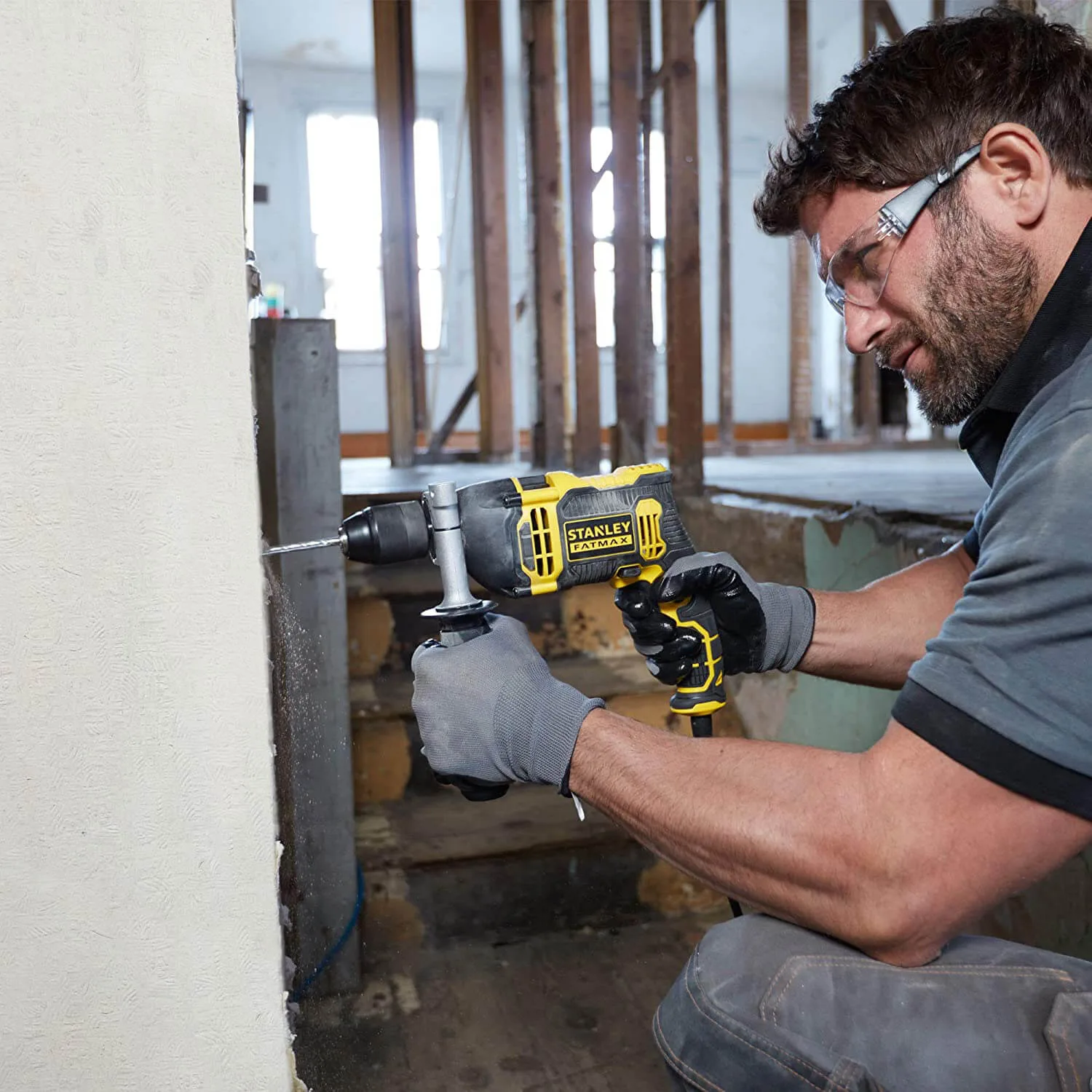 Дрель ударная сетевая STANLEY FATMAX FMEH750
