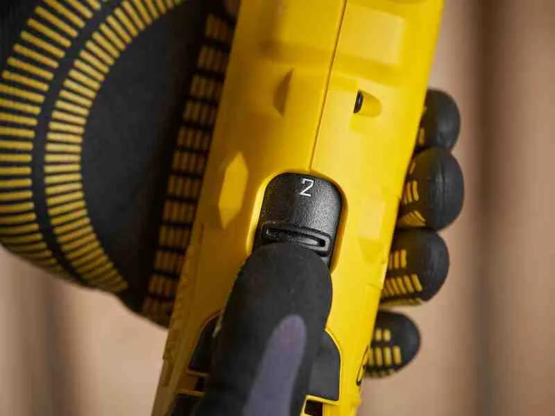Угловая дрель STANLEY FATMAX SFMCD750B