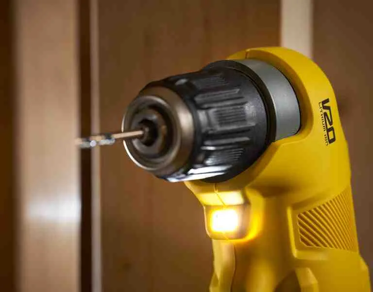 Угловая дрель STANLEY FATMAX SFMCD750B